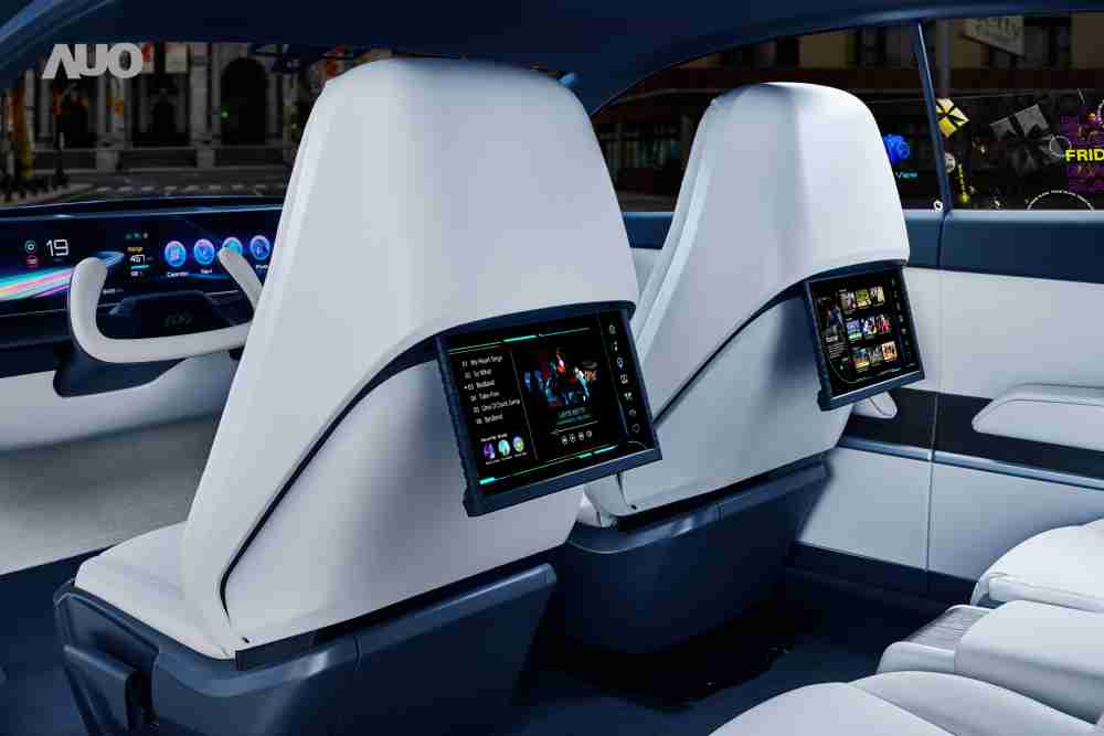 人生就是博将于CES 展示全新Smart Cockpit 2024，，，，可紧密串连使用者多元需求，，并革新座舱内部的应用和设计，，，带来身历其境且引人入胜的视觉飨宴，，满足驾乘人员的全方位体验
